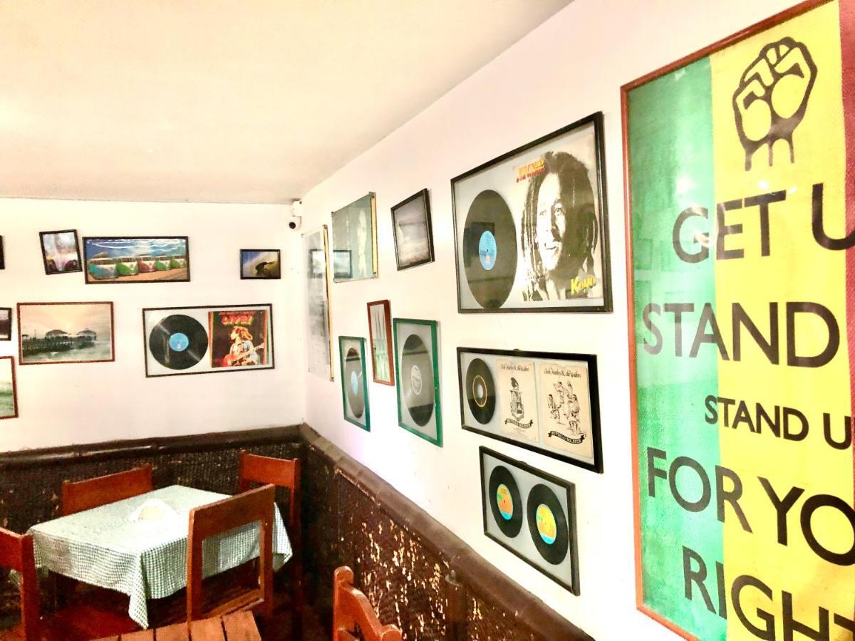 Surf Hostel My Friends Huanchaco Ngoại thất bức ảnh